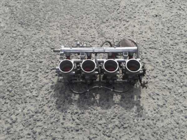 Rampe injection suzuki 750 gsxr srad 2000 pas cher