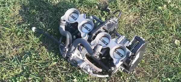 Rampe injection suzuki gsxs 1000 2023 pas cher