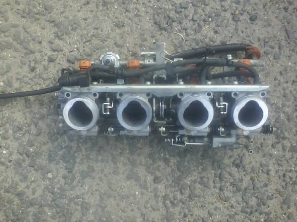 Vente Rampe injection yamaha fjr 1300 2012