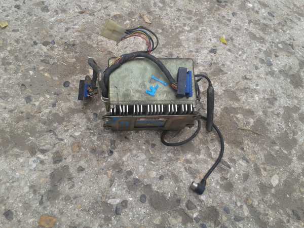 Recepteur radio yamaha xvz 1200 venture  1988