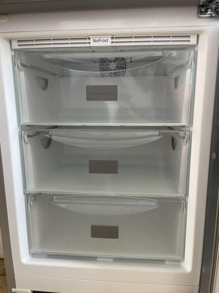 Annonce Réfrigérateur congélateur liebherr