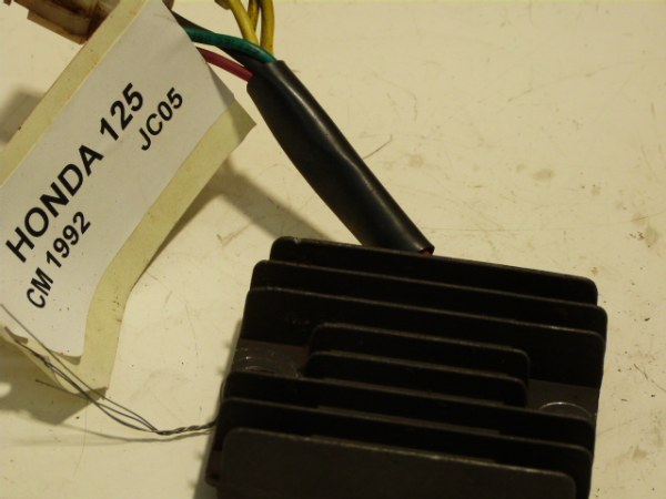 R&eacute;gulateur de tension honda 125 cm 1992 pas cher