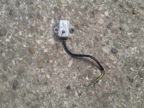 Régulateur honda cb 250 1978