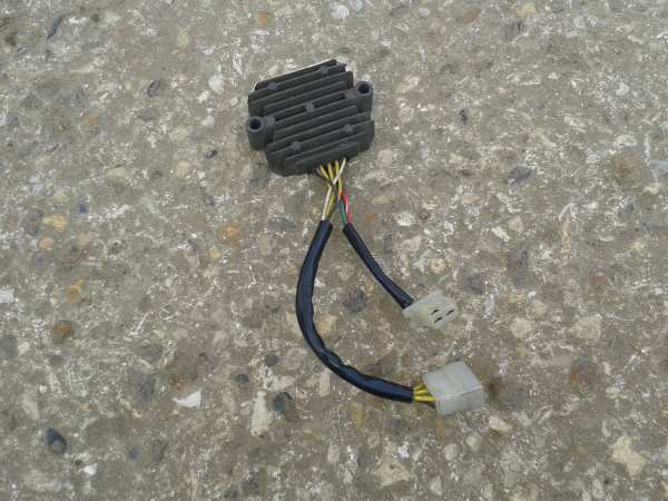 R&eacute;gulateur honda cb 750 fa 1978 pas cher