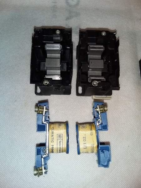 Relais ca2 dk22 telemecanique pas cher