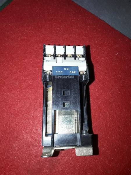 Relais lp1 d0910 24v dv pas cher