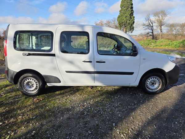 Vente Renault kangoo 2018 double cabine 109539km 1.5dci