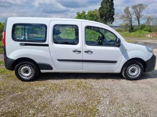 Vente Renault kangoo 2018 double cabine utilitaire 1.5dc