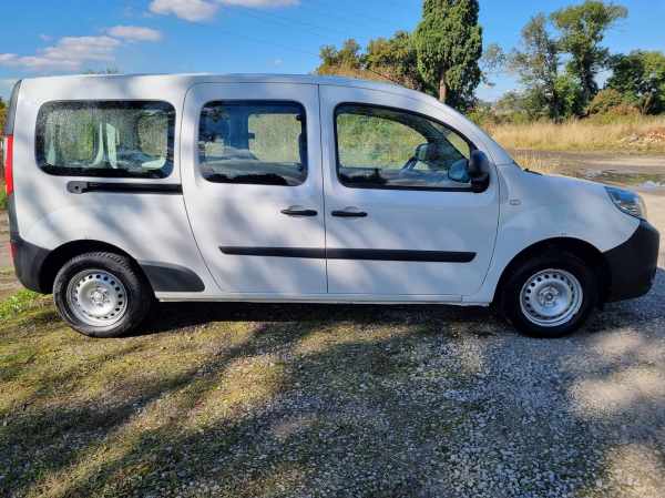 Vente Renault kangoo 6/2019 double cabine 147000km 1.5dc