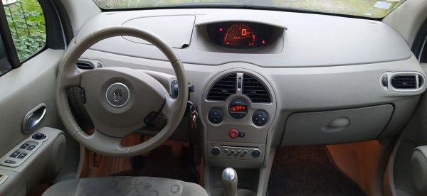 Renault modus 1.5 dci ann&eacute;e 2007 diesel pas cher