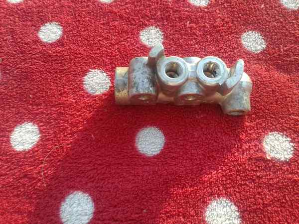 Vente R&eacute;partiteur  scooter suzuki 125 sixteen 2014