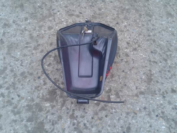 Annonce Résérvoir aprilia 125 af1 futura 1991