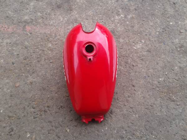 Annonce Réservoir cagiva 125 sxt 1978