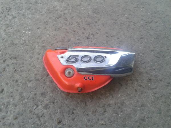 Annonce R&eacute;servoir d huile suzuki 500 t 1974