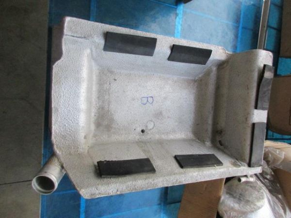 Réservoir de carburant gauche ferrari mondial 3.2