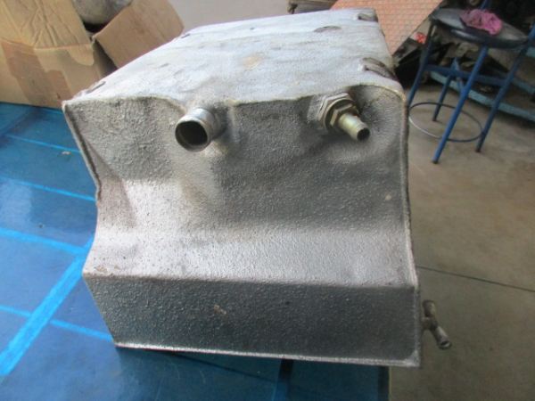 Annonce Réservoir de carburant gauche ferrari mondial 3.2