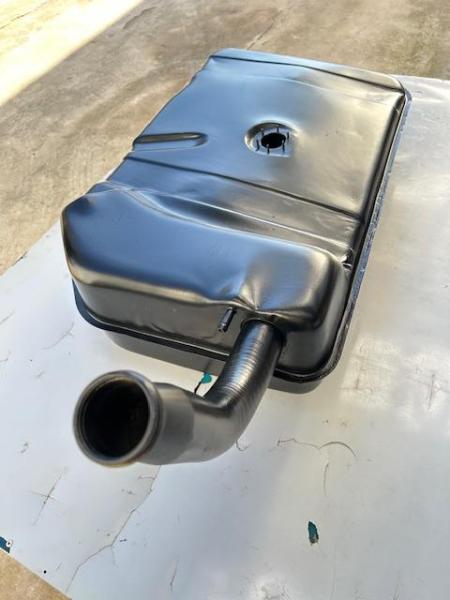 Vente R&eacute;servoir de carburant pour fiat dino 2400 coup&eacute;
