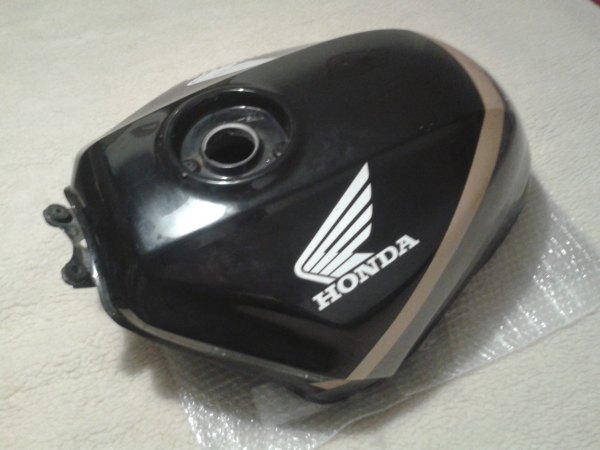 Vente R&eacute;servoir honda 1000 cbr 1993