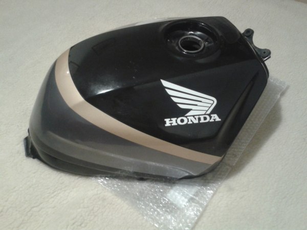 R&eacute;servoir honda 1000 cbr 1993 pas cher