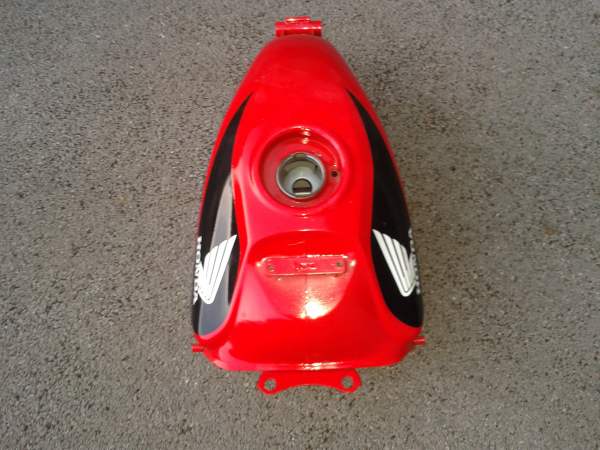 R&eacute;servoir honda cbr 125 2005