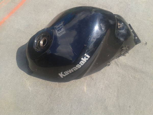 R&eacute;servoir kawasaki 1100 zzr 1992 pas cher