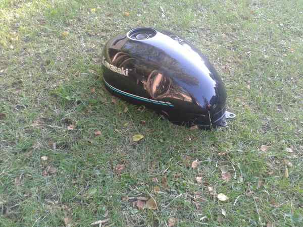 R&eacute;servoir kawasaki z 650 rs 2023 pas cher