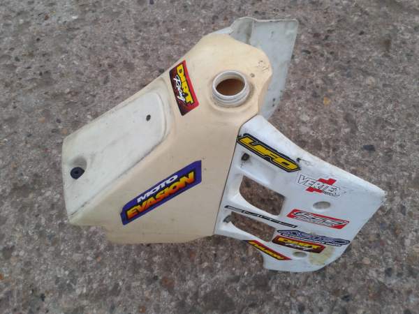 Vente R&eacute;servoir ktm rv 125 mx 1991