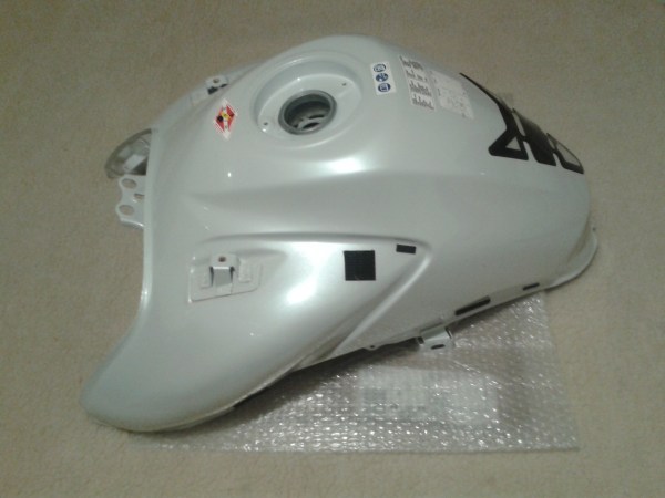 R&eacute;servoir neuf honda 1000 cbf 2010 pas cher