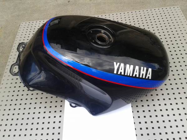 Réservoir neuf yamaha 1200 fj 1991 pas cher