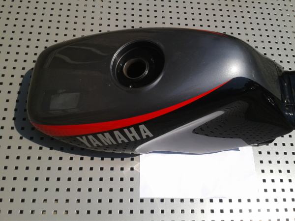 R&eacute;servoir neuf yamaha 125 tzr 1993