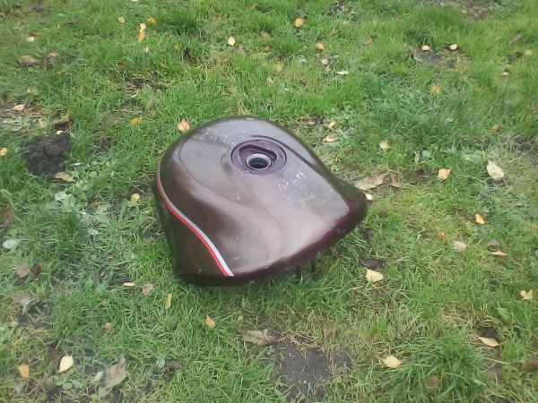 Vente R&eacute;servoir suzuki 1100 gsxf 1990