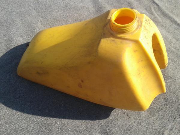 Vente R&eacute;servoir suzuki 125 rm 1979