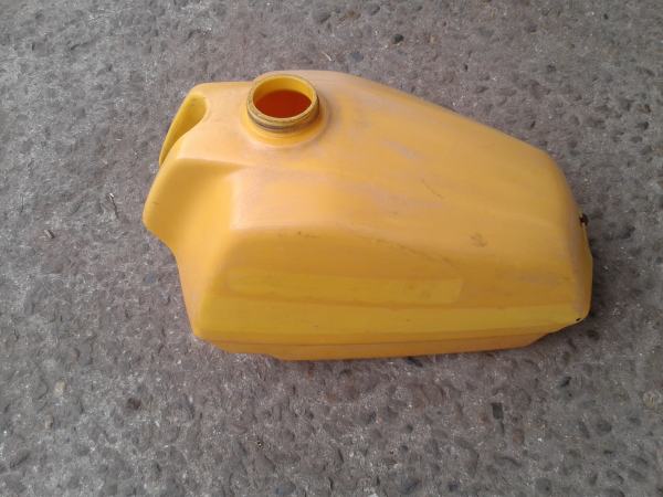 R&eacute;servoir suzuki 175 pe 1981 pas cher