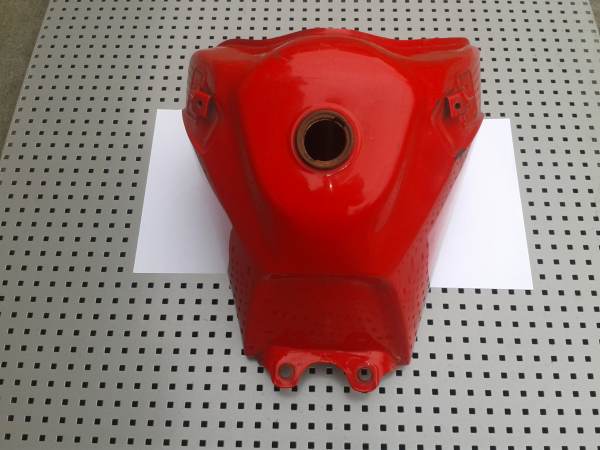 R&eacute;servoir suzuki 650 dr 1991