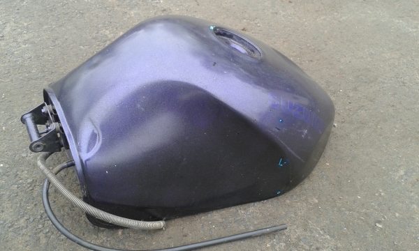 Vente Réservoir suzuki 750 gsxr srad 2000