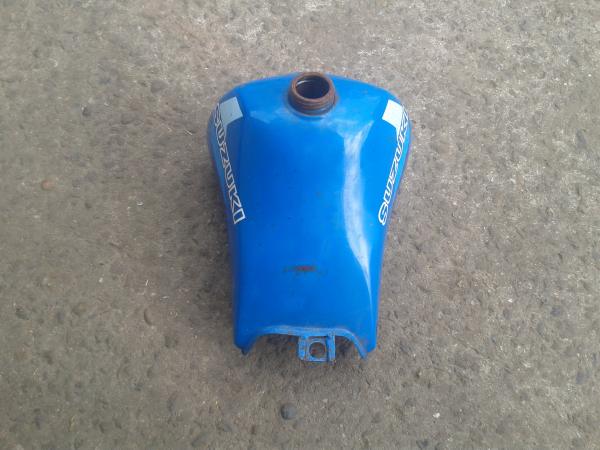 R&eacute;servoir suzuki 80 rhx 1989