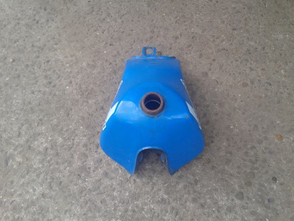 Annonce R&eacute;servoir suzuki 80 rhx 1989