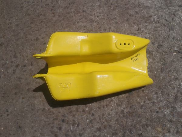 Annonce R&eacute;servoir suzuki rm 125 d  1983