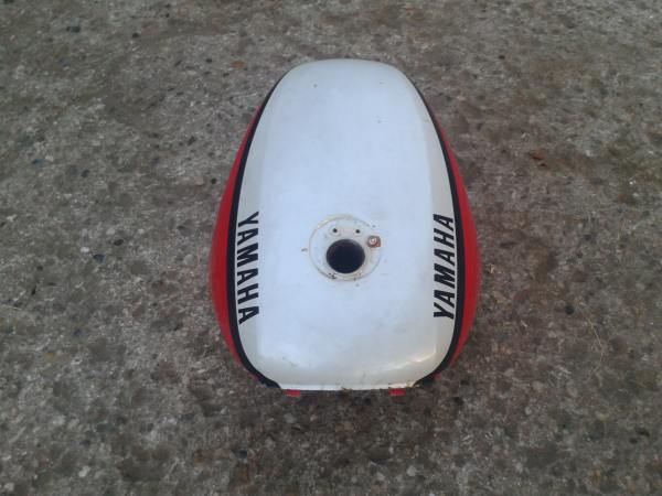 Annonce R&eacute;servoir yamaha 1100 fj 1985