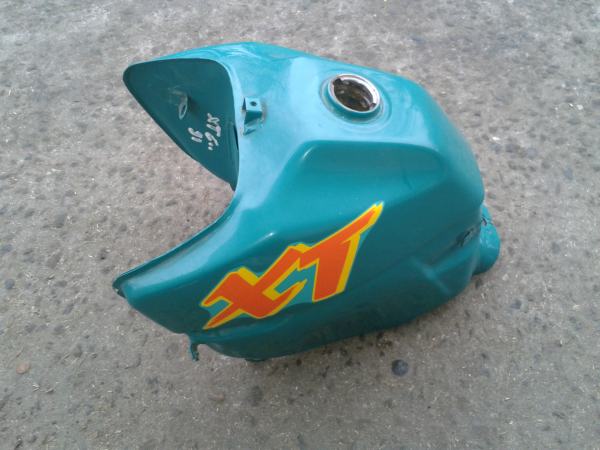Vente R&eacute;servoir yamaha 600 xt 3tbk 1991