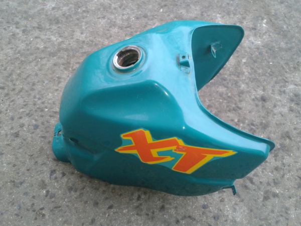 R&eacute;servoir yamaha 600 xt 3tbk 1991 pas cher