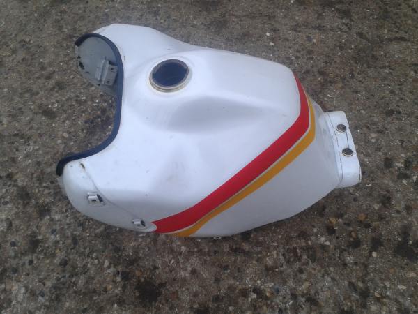 Vente Réservoir yamaha 750 super ténéré 1989