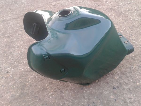 Vente Résérvoir yamaha  750 super ténéré vert 1994