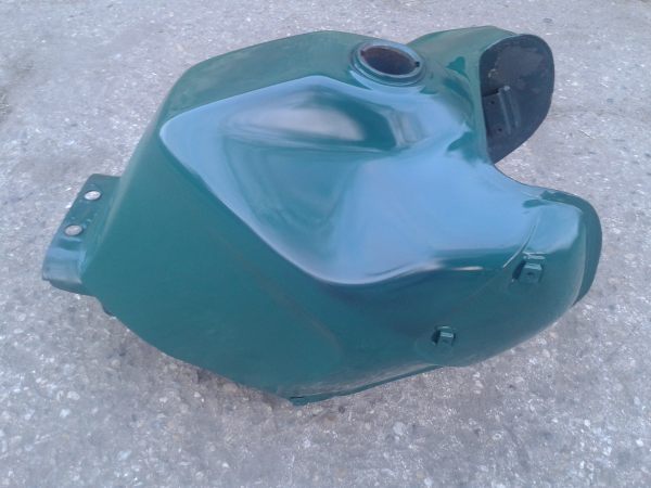 Résérvoir yamaha  750 super ténéré vert 1994 pas cher