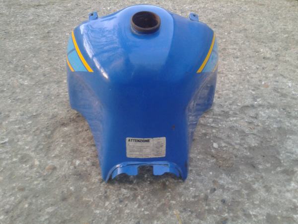 Annonce R&eacute;servoir yamaha dt 125 t&eacute;n&eacute;r&eacute; belgarda 1989