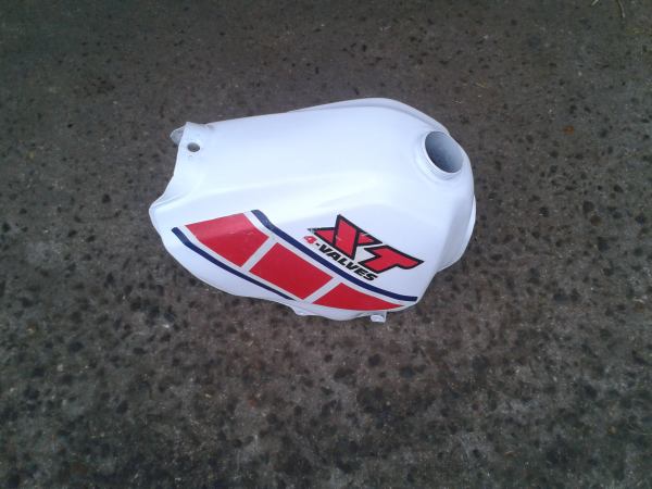 R&eacute;servoir yamaha600 xt 1987 pas cher