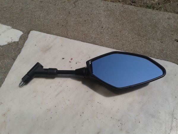 Vente R&eacute;troviseur droit yamaha 900 mt09 2018