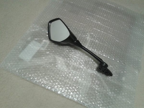 R&eacute;troviseur gauche suzuki 125 gsxr 2022 pas cher