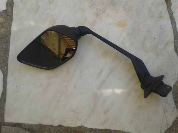 R&eacute;troviszur gauche yamaha tmax 530 2016