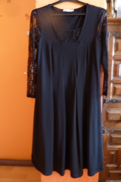 Robe noire longue, neuve, maeque "maloka"